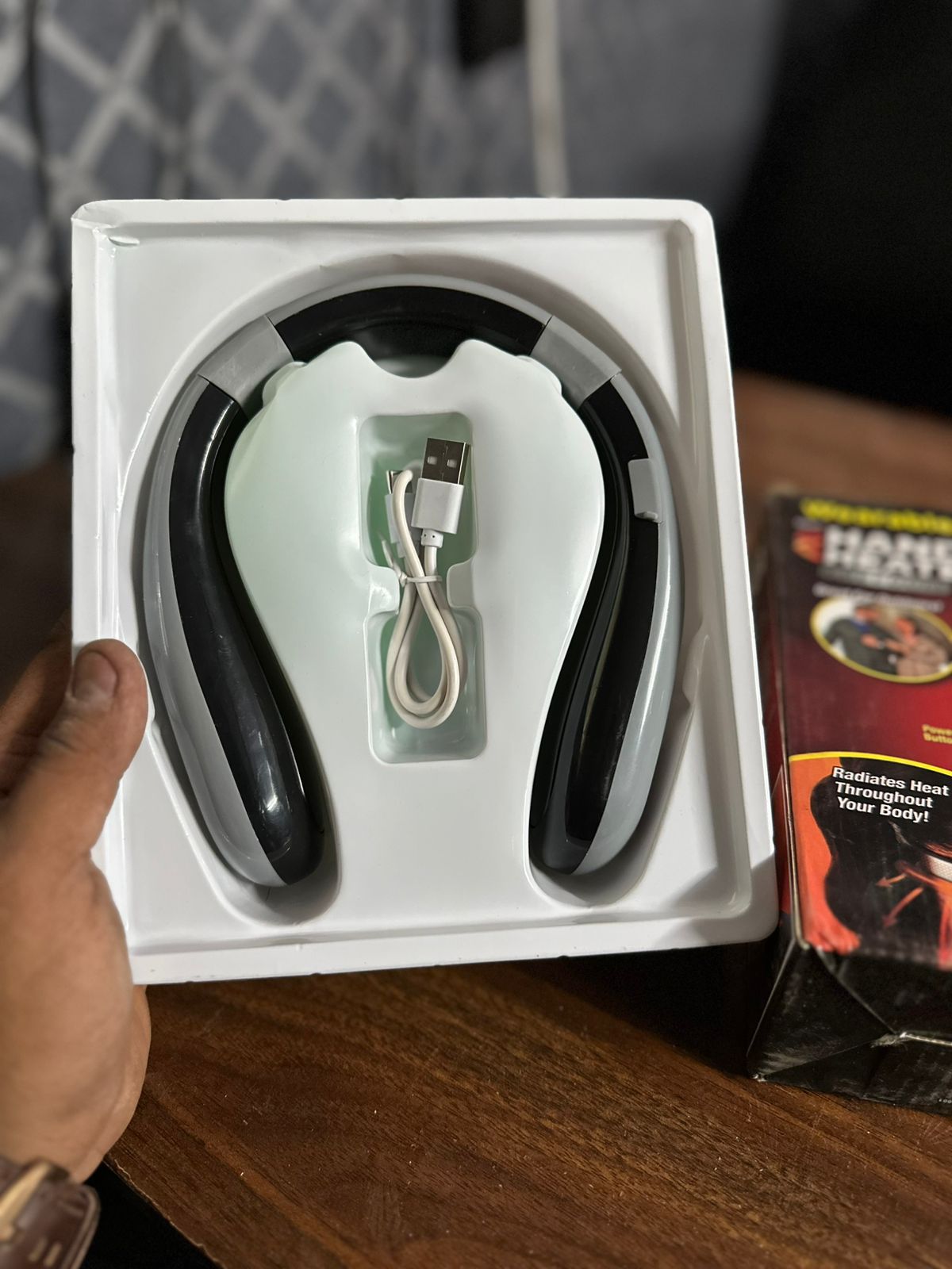 Electric neck smart heater