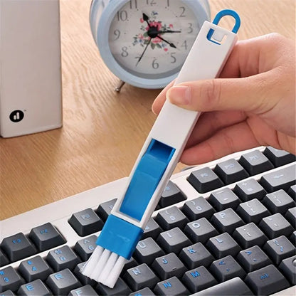 Small Plastic Dust Cleaner for Corners and Edges Dust Cleaning and Window Frame and Keyboard Cleaning with Dust Pen and Brush, Multicolour