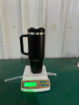 Thumbler Vaccum Sealed Cup With Straw