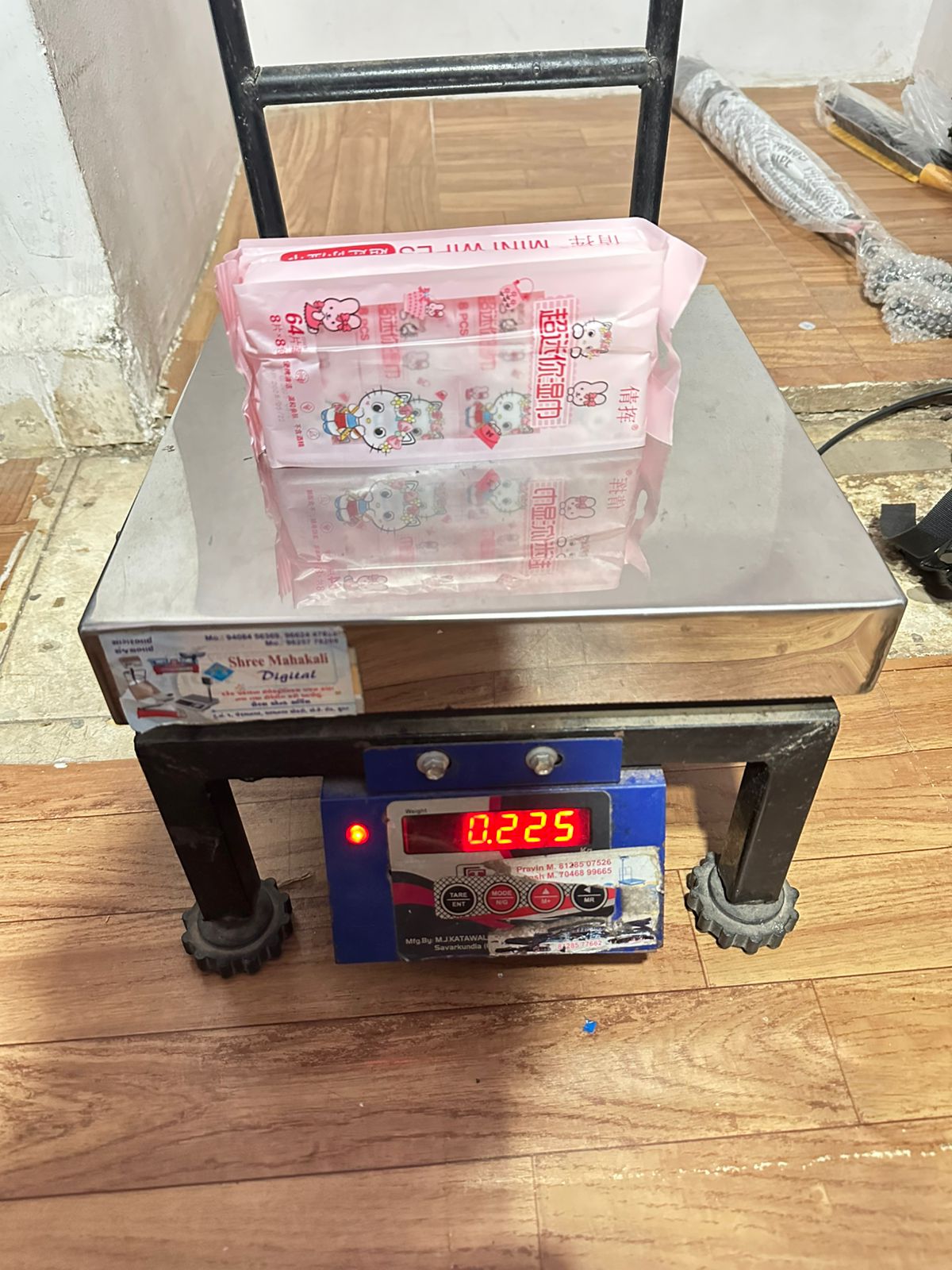 Mini Baby Wipes Disposable  (64 Wipes X 1 Pack)