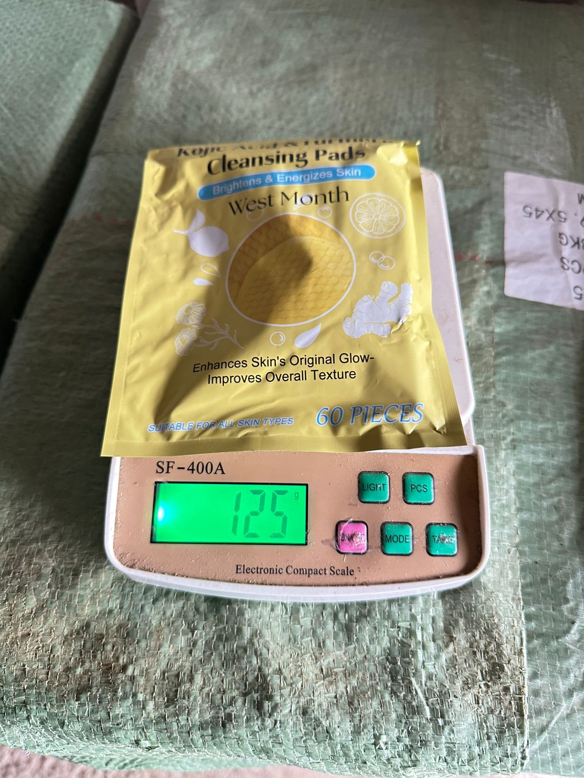 Turmeric Kojic Acid Face Cleansing Foaming Pads