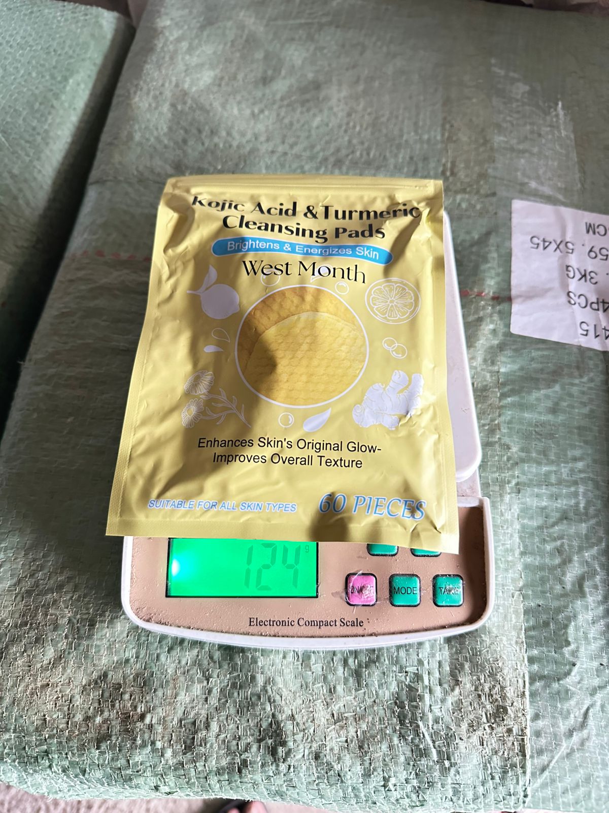Turmeric Kojic Acid Face Cleansing Foaming Pads
