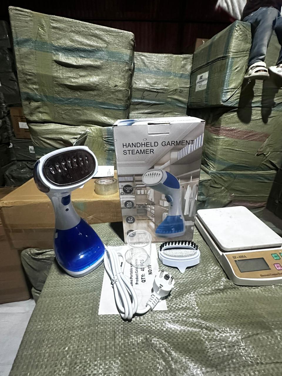 Handheld Garment Steamer, Wrinkle Remover, Iron, Fast Heat, Ceramic Steam Nozzle, 1500W, 260 ML Water Tank