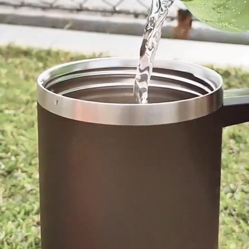 Thumbler Vaccum Sealed Cup With Straw